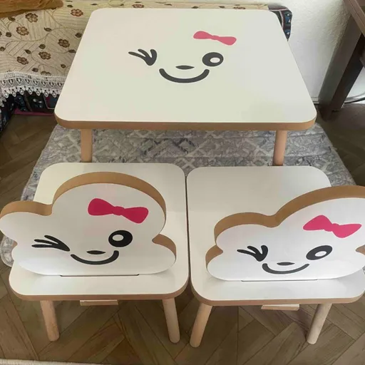 طاولة انشطة ودراسة للاطفال